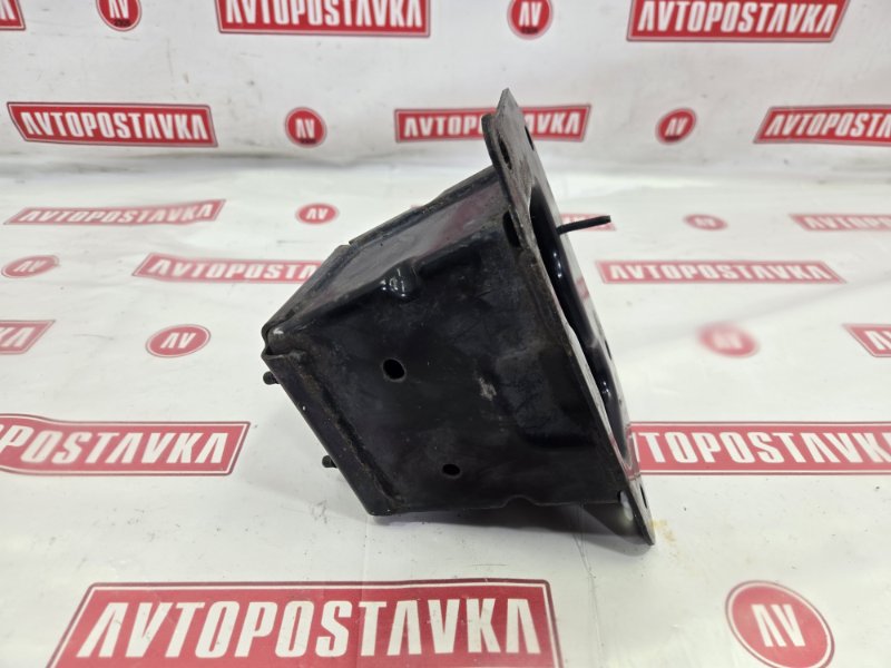 Кронштейн усилителя бампера, 500 рублей, Красноярск