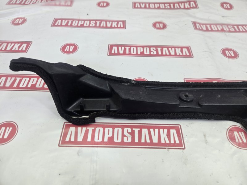 Накладка крыла, 500 рублей, Красноярск