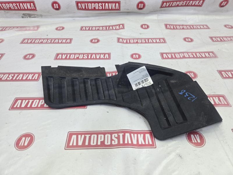 Подкрылок, 750 рублей, Красноярск