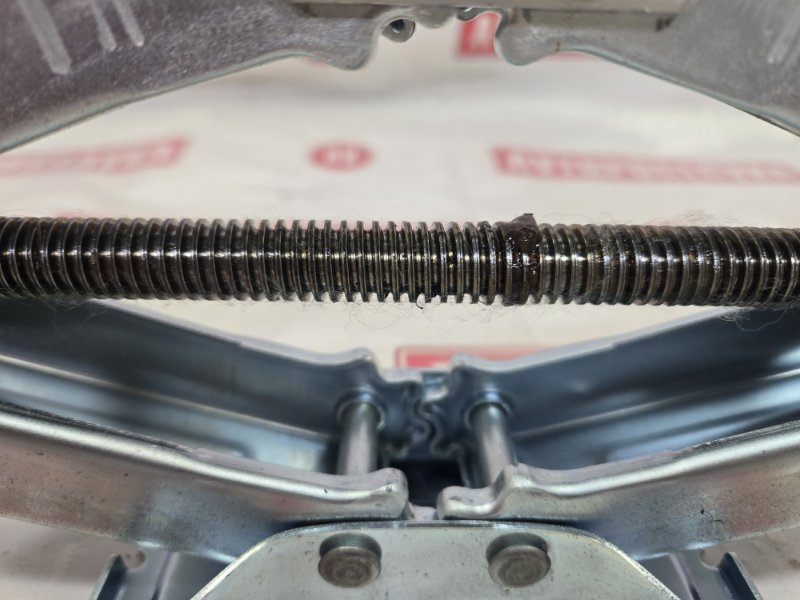 Домкрат, 1000 рублей, Красноярск