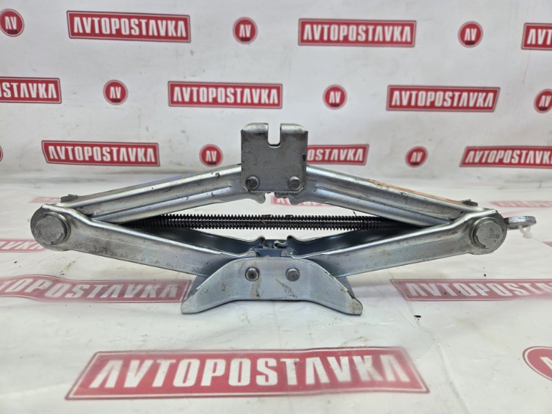 Домкрат, 1500 рублей, Красноярск