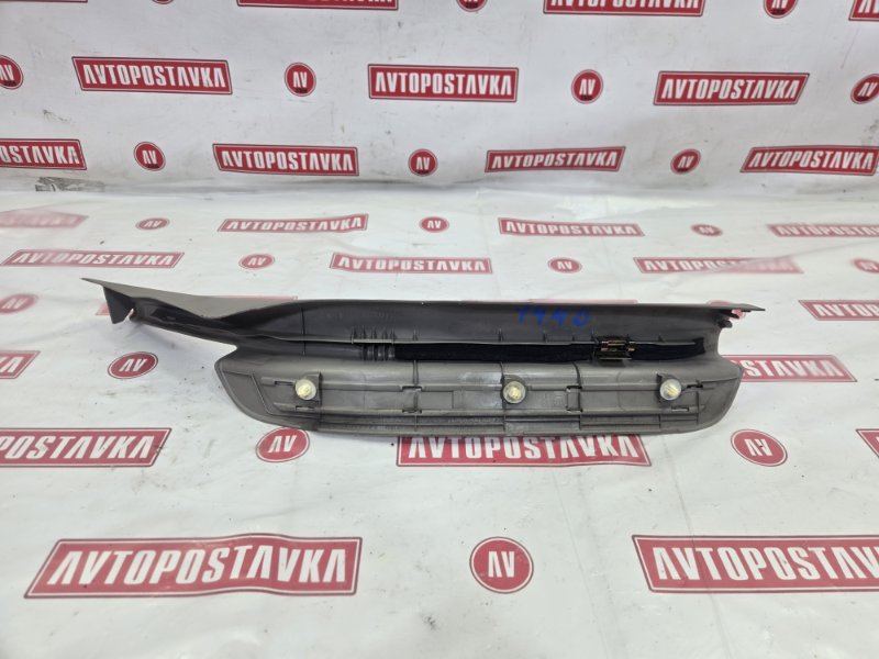 Накладка на порог салона, 500 рублей, Красноярск