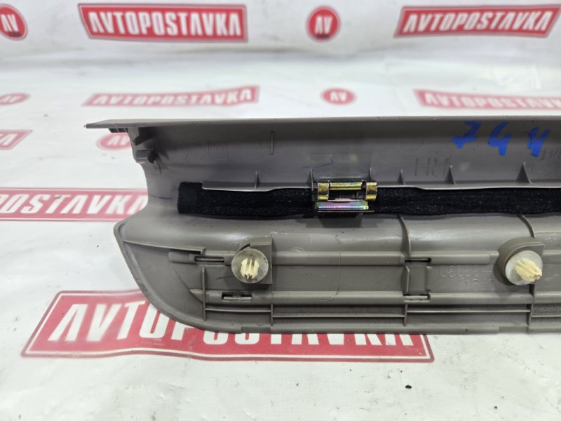 Накладка на порог салона, 500 рублей, Красноярск