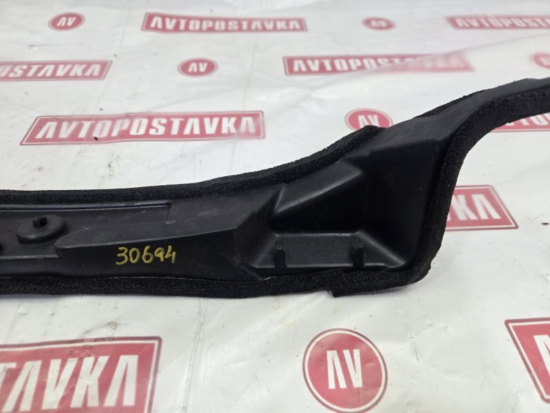 Накладка крыла, 500 рублей, Красноярск