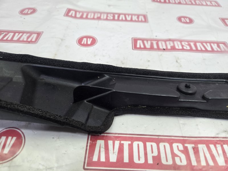 Накладка крыла, 500 рублей, Красноярск