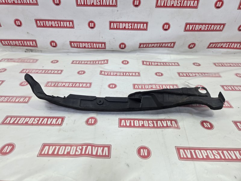 Накладка крыла, 500 рублей, Красноярск