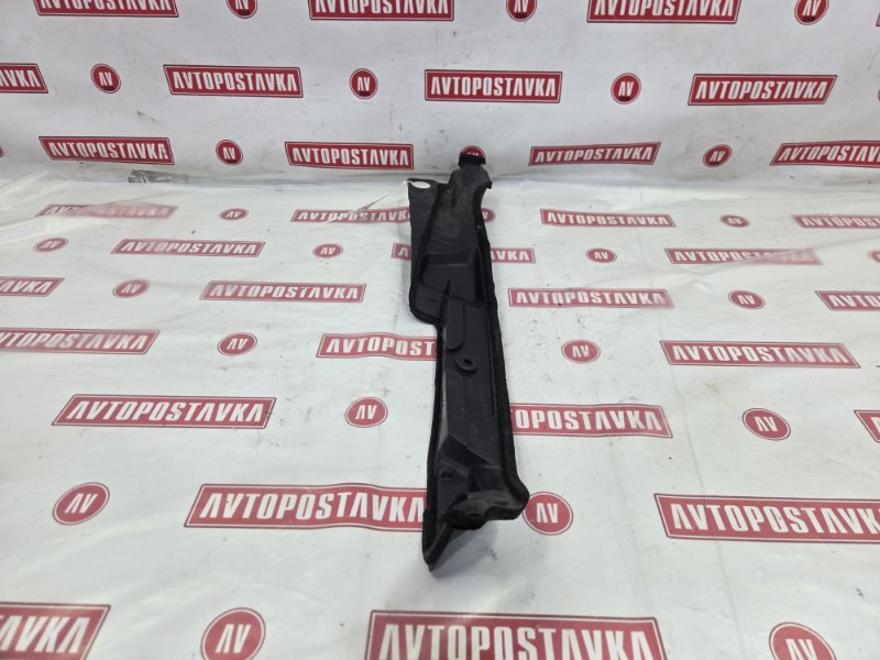 Накладка крыла, 500 рублей, Красноярск