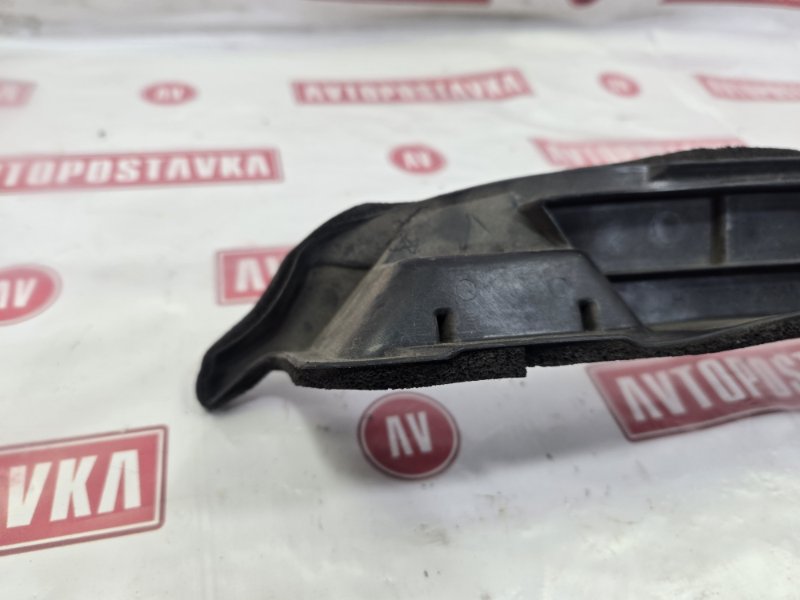 Накладка крыла, 500 рублей, Красноярск