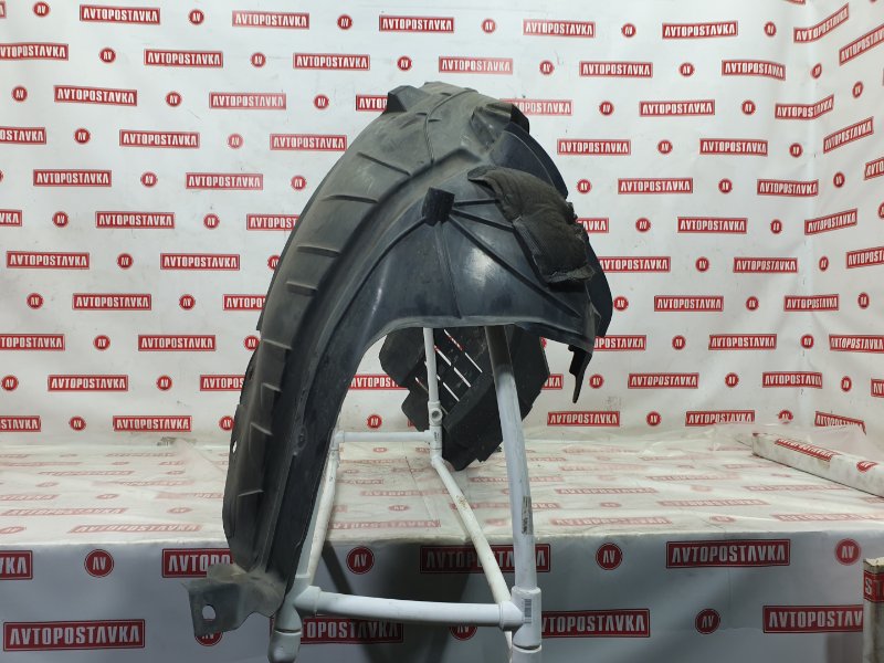 Подкрылок, 2000 рублей, Красноярск