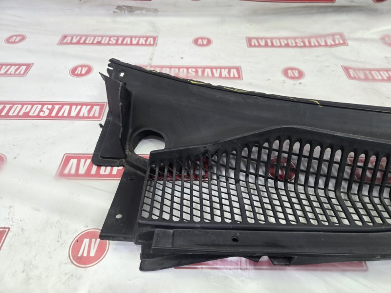 Решетка под лобовое стекло, 500 рублей, Красноярск