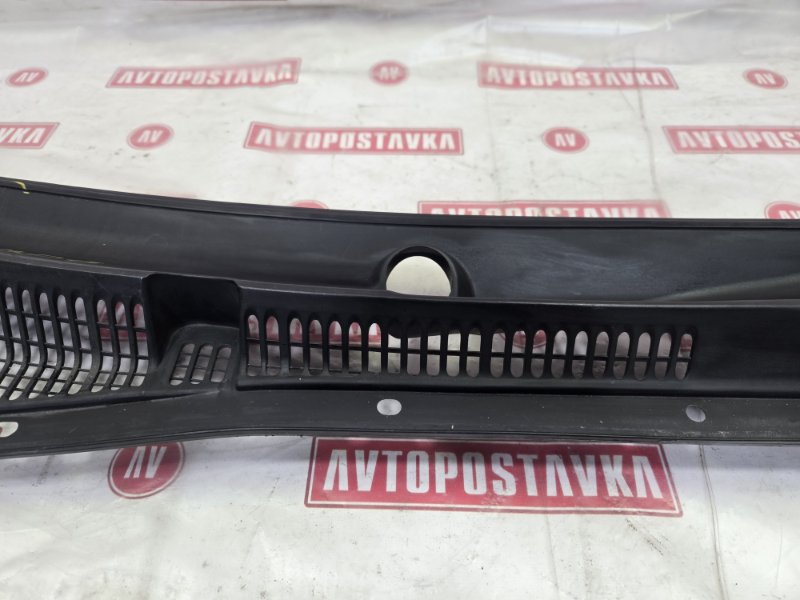 Решетка под лобовое стекло, 500 рублей, Красноярск