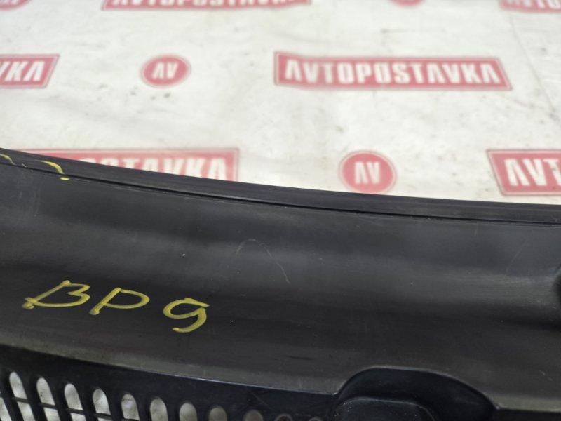 Решетка под лобовое стекло, 500 рублей, Красноярск