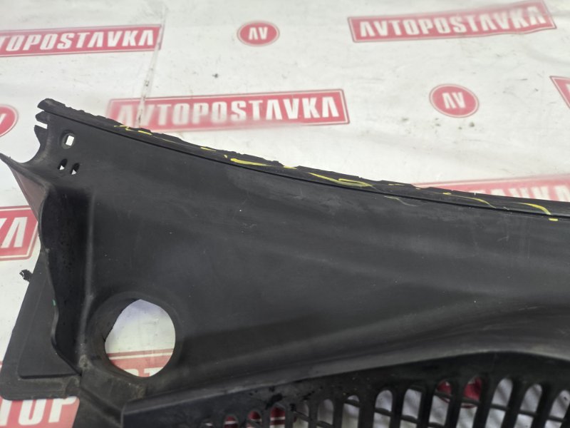 Решетка под лобовое стекло, 500 рублей, Красноярск