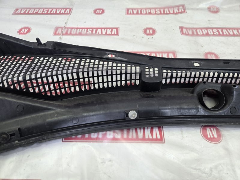 Решетка под лобовое стекло, 500 рублей, Красноярск