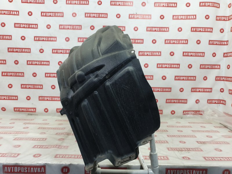 Подкрылок, 2900 рублей, Красноярск