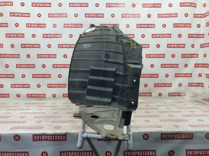 Подкрылок, 2000 рублей, Красноярск