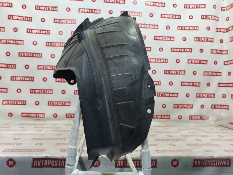 Подкрылок, 2000 рублей, Красноярск