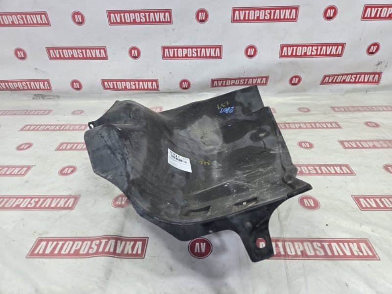 Подкрылок, 500 рублей, Красноярск