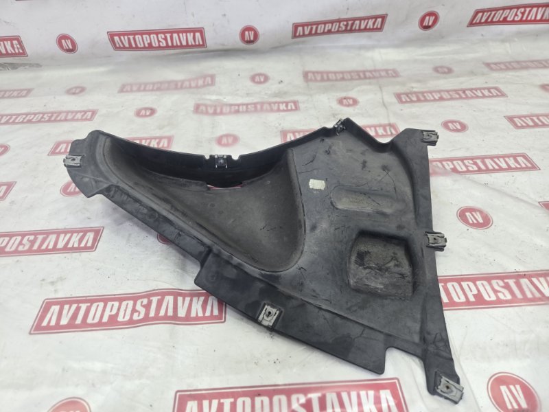 Подкрылок, 1600 рублей, Красноярск