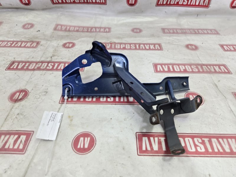 Кронштейн крыла, 700 рублей, Красноярск