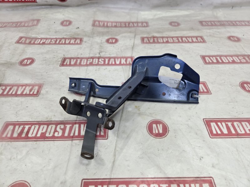 Кронштейн крыла, 700 рублей, Красноярск