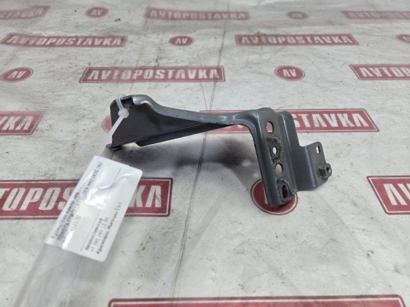 Кронштейн крыла, 1500 рублей, Красноярск