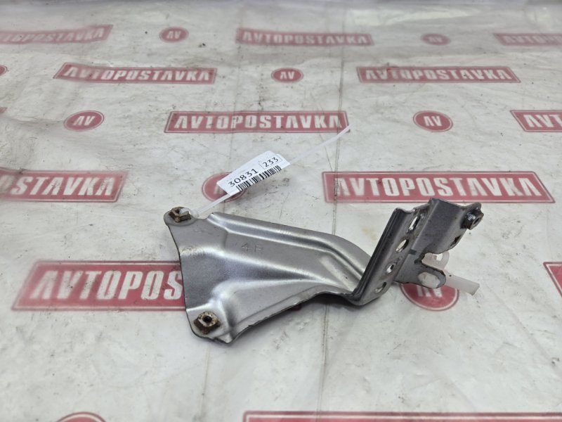 Кронштейн крыла, 1500 рублей, Красноярск