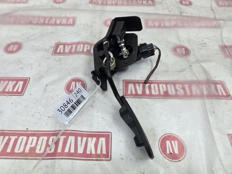 Педаль газа, 1000 рублей, Красноярск