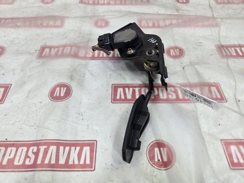 Педаль газа, 1000 рублей, Красноярск