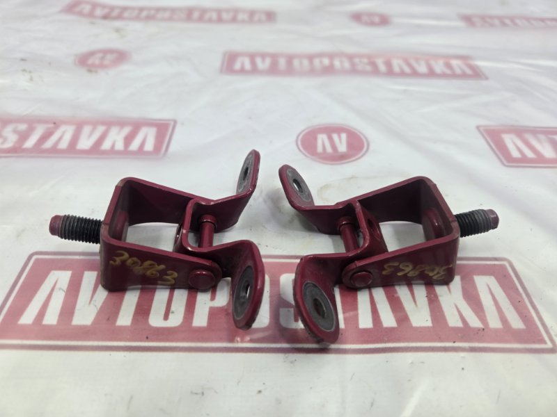 Петля двери багажника, 1850 рублей, Красноярск