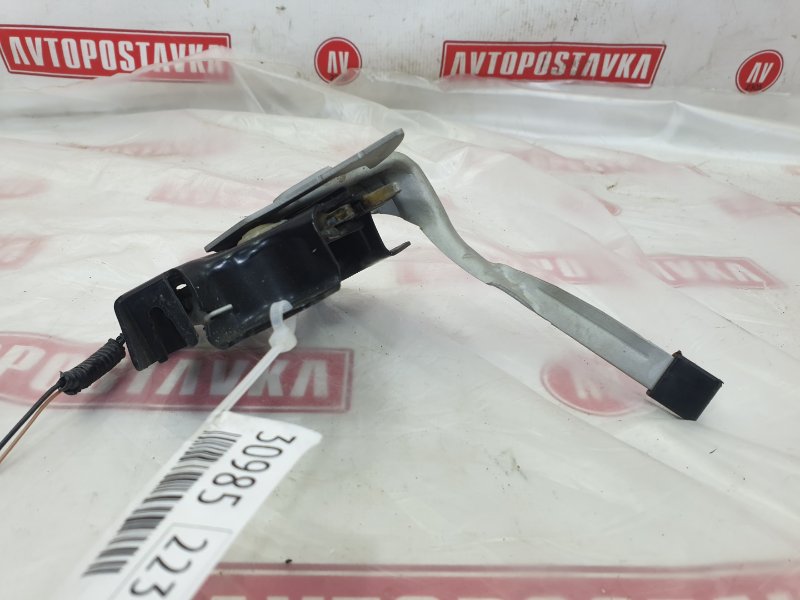 Замок капота, 500 рублей, Красноярск