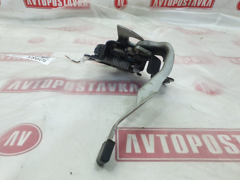 Замок капота, 500 рублей, Красноярск