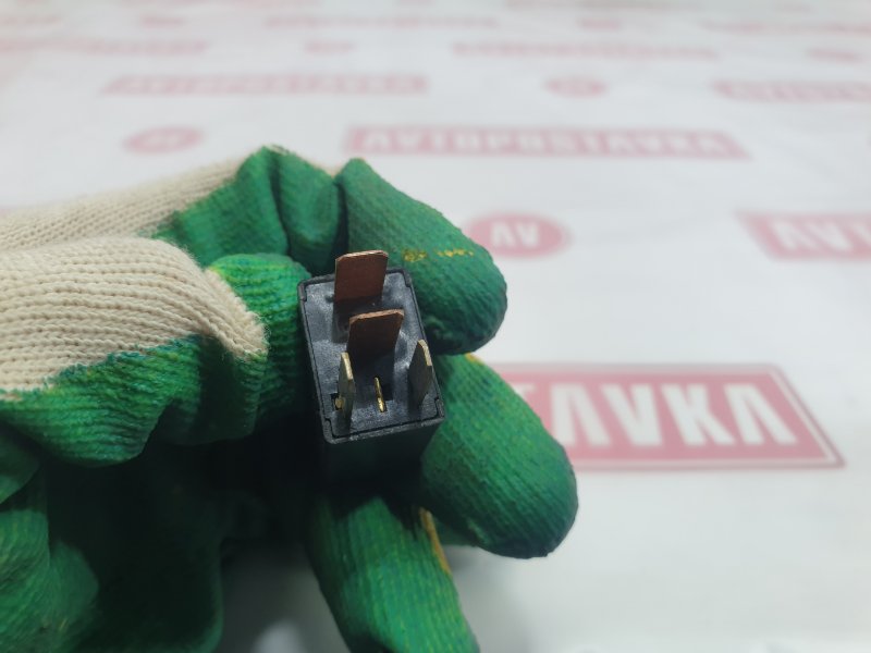 Реле, 100 рублей, Красноярск