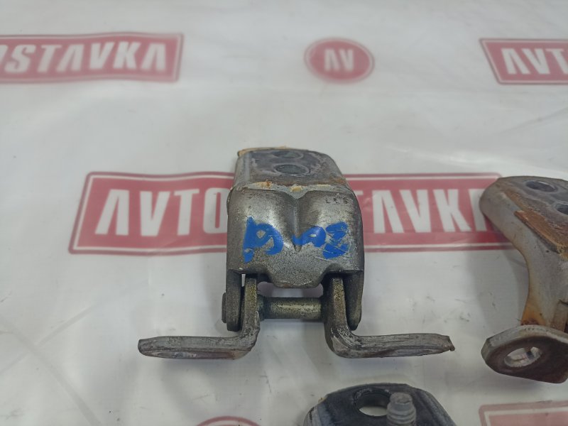 Петля двери, 5000 рублей, Красноярск