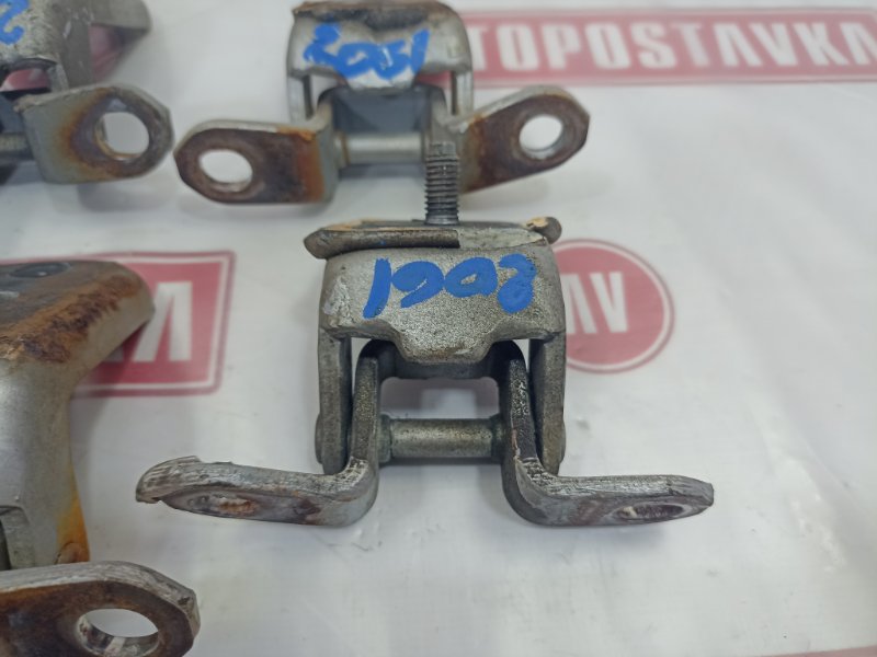 Петля двери, 5000 рублей, Красноярск