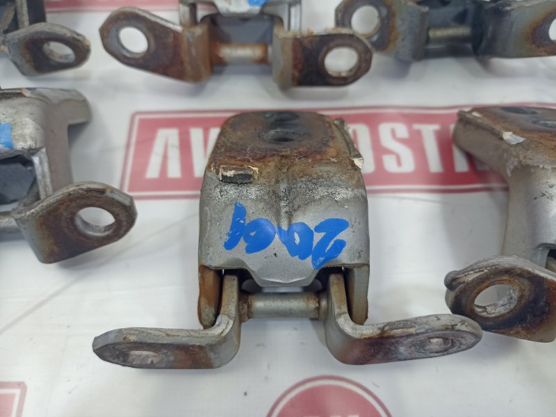 Петля двери, 5000 рублей, Красноярск