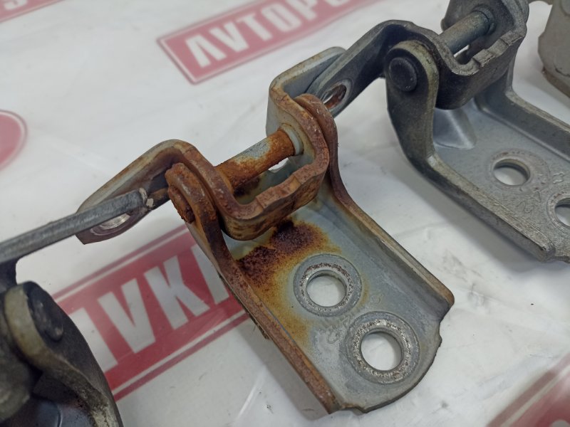 Петля двери, 5000 рублей, Красноярск