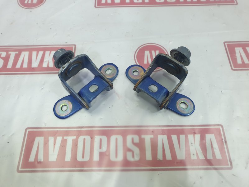 Петля двери багажника, 1900 рублей, Красноярск