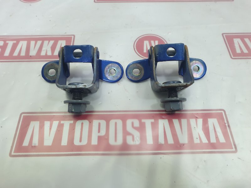 Петля двери багажника, 1900 рублей, Красноярск