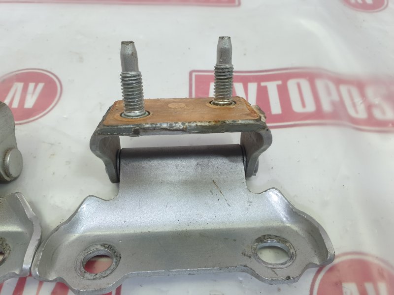 Петля двери багажника, 1000 рублей, Красноярск