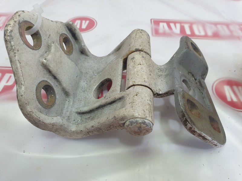 Петля двери багажника, 4000 рублей, Красноярск