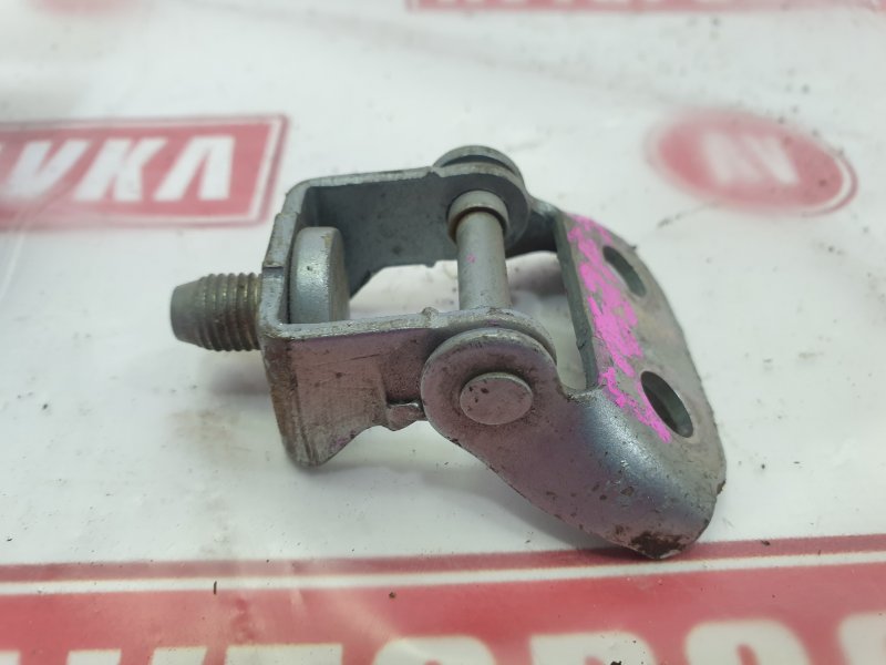 Петля двери багажника, 500 рублей, Красноярск