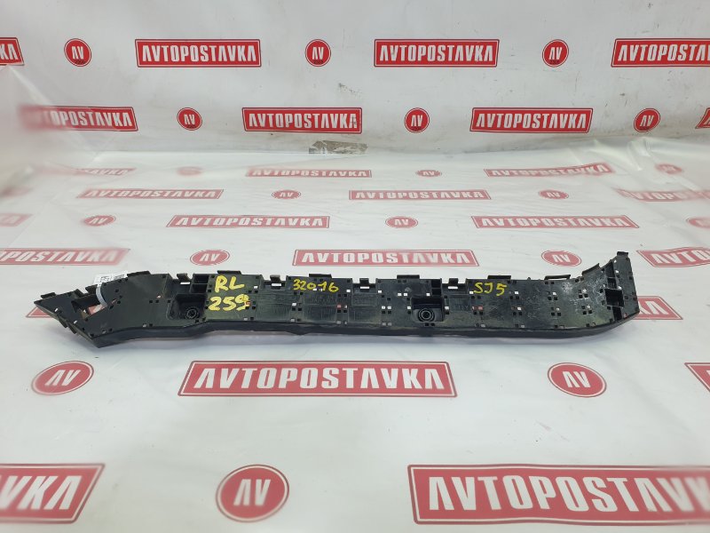 Клипса бампера, 1000 рублей, Красноярск