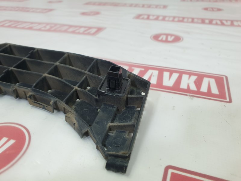 Клипса бампера, 1000 рублей, Красноярск