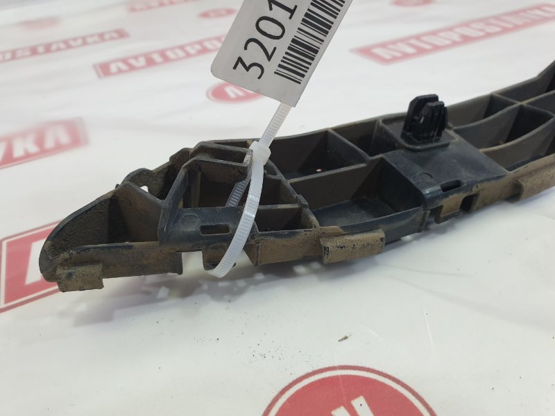 Клипса бампера, 1000 рублей, Красноярск