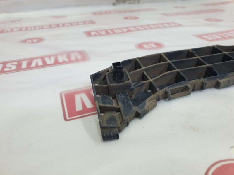 Клипса бампера, 1000 рублей, Красноярск