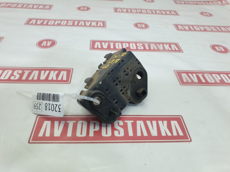 Клипса бампера, 500 рублей, Красноярск