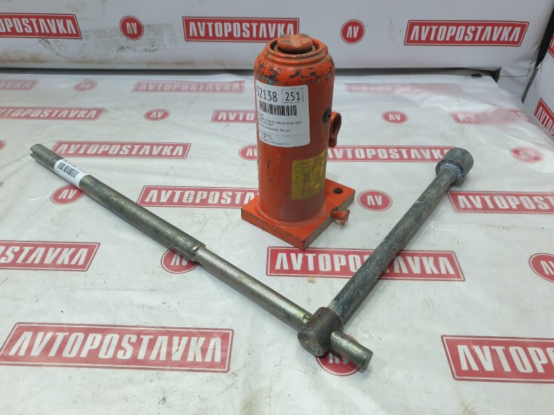 Домкрат, 5000 рублей, Красноярск