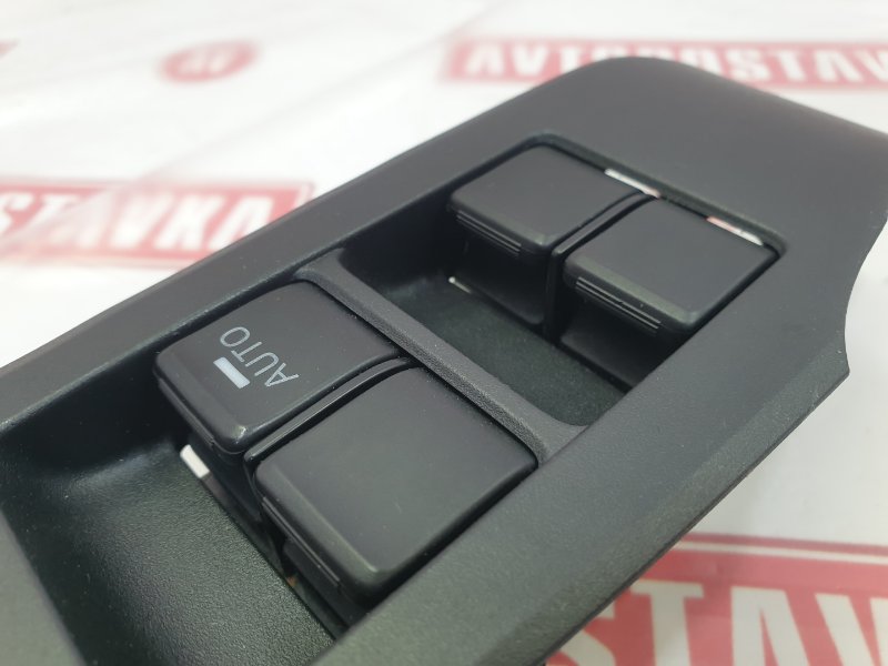 Блок управления стеклоподъемниками, 500 рублей, Красноярск