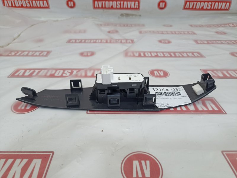 Блок управления стеклоподъемниками, 500 рублей, Красноярск